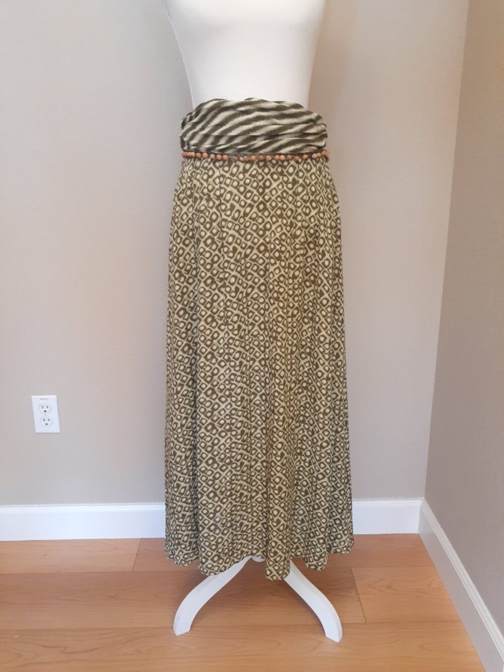 Chaus Vintage Maxi Skirt